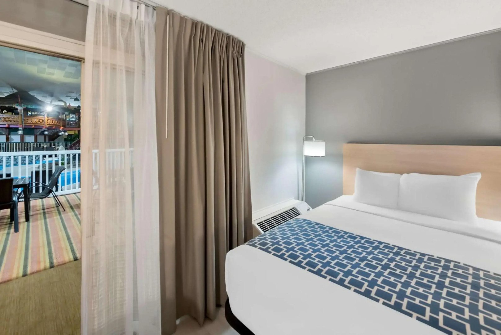 Clarion Inn & Suites and Convention Center