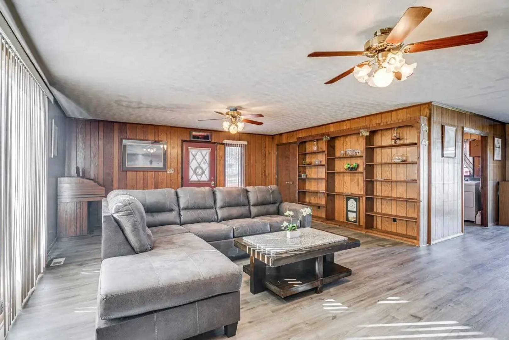 Sneads Ferry Vacation Rental - Walk to Boat Ramp!