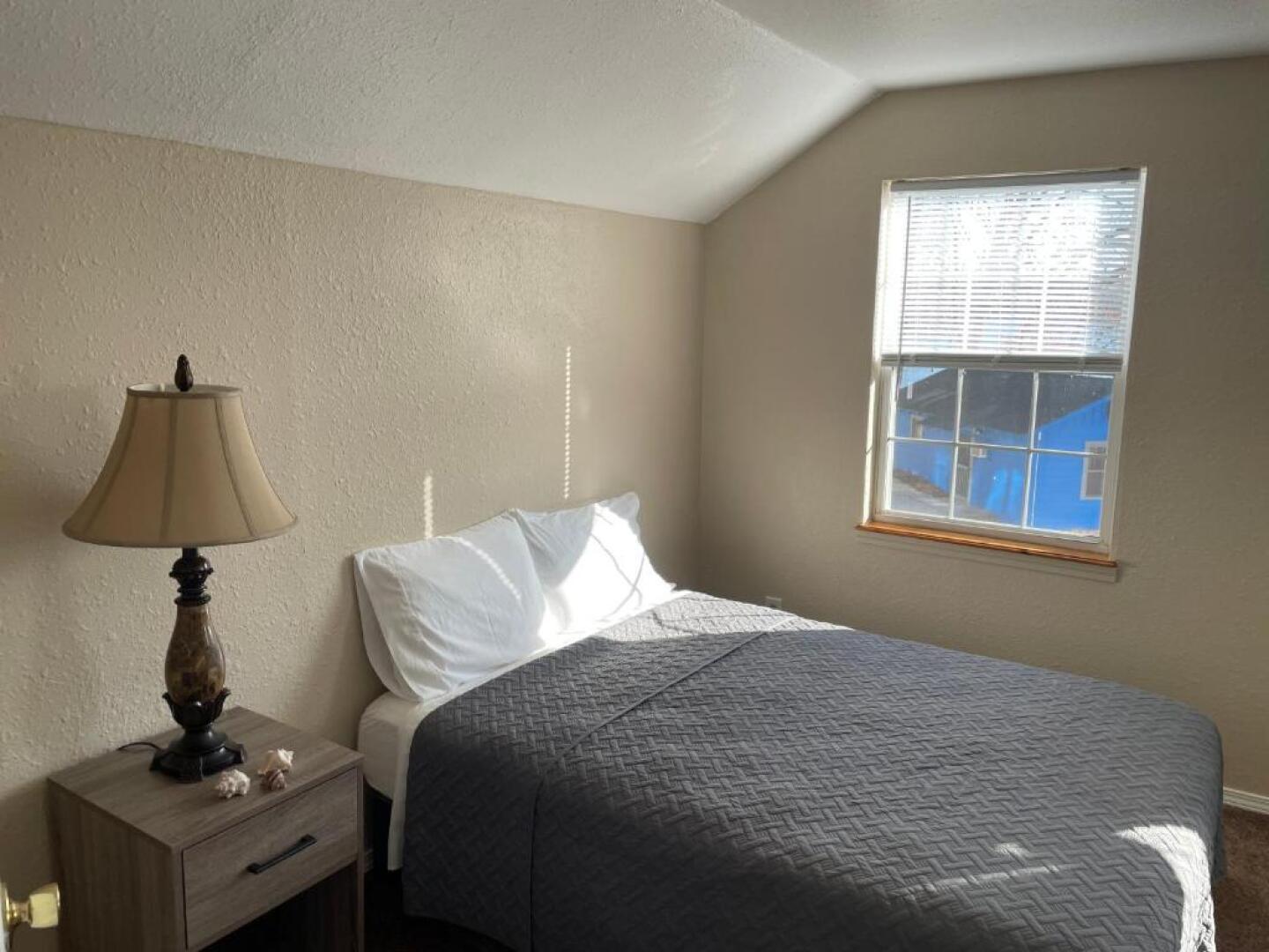 Lakeshore Fishing Cabins All 6 cabins