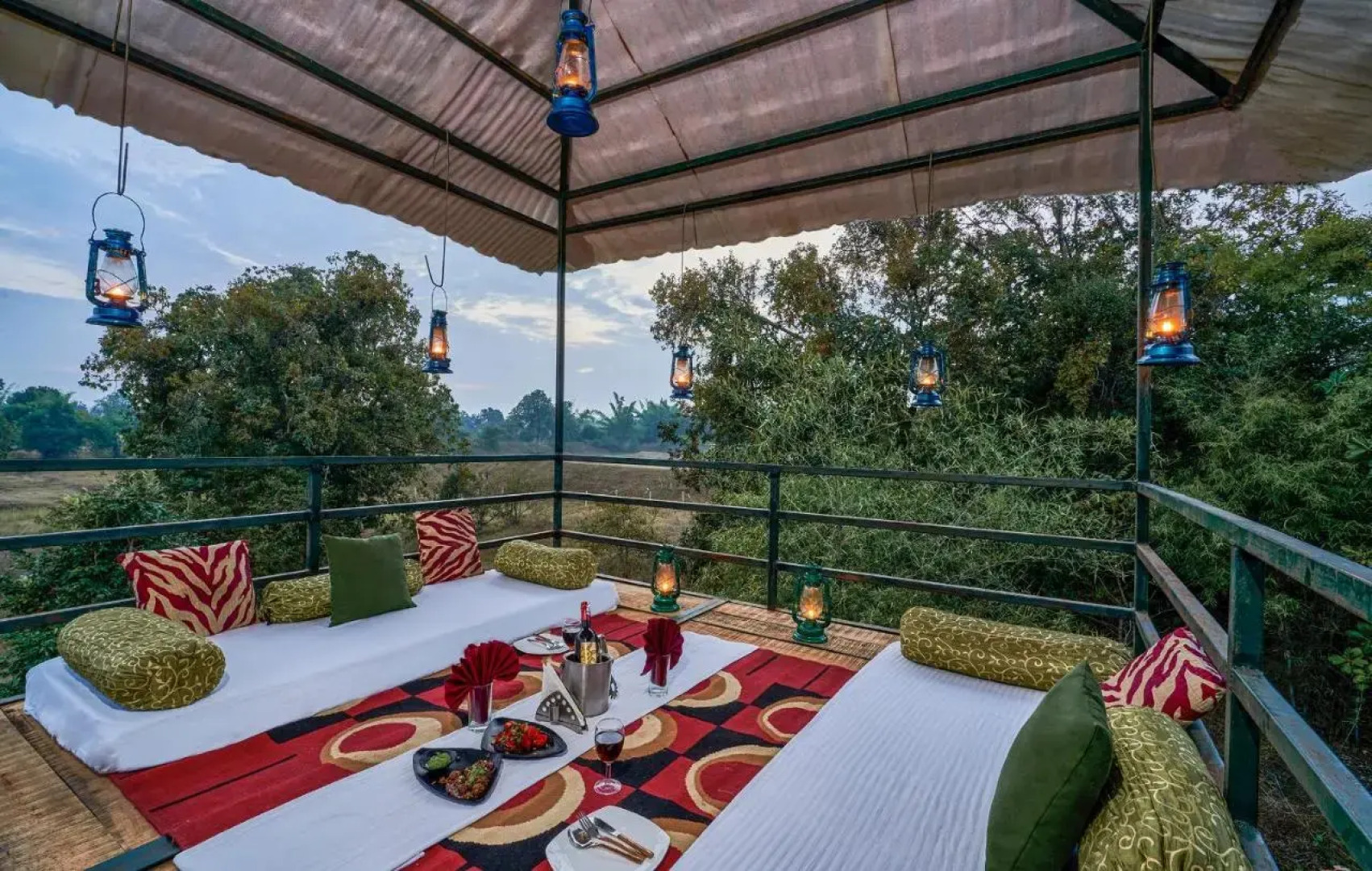 WelcomHeritage Jungle Home Pench