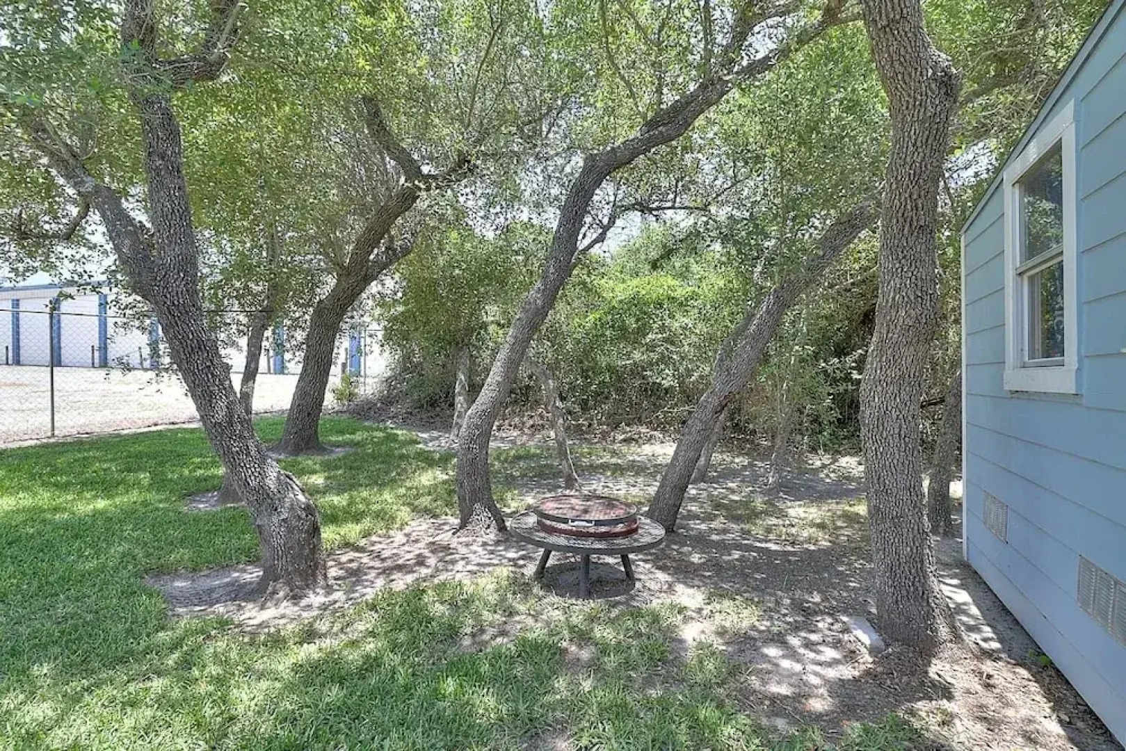 Seashell Memories 2 Bedroom Home by RedAwning