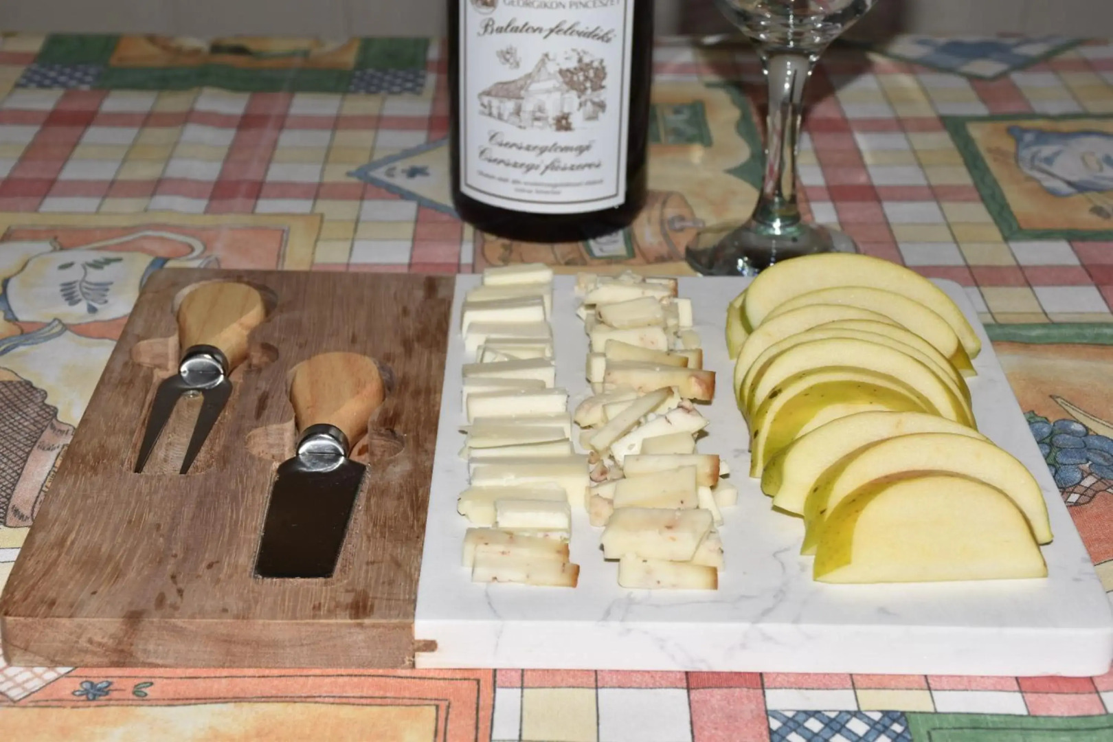 Pilikán Apartments - Park - Vineyard & Sheep farm