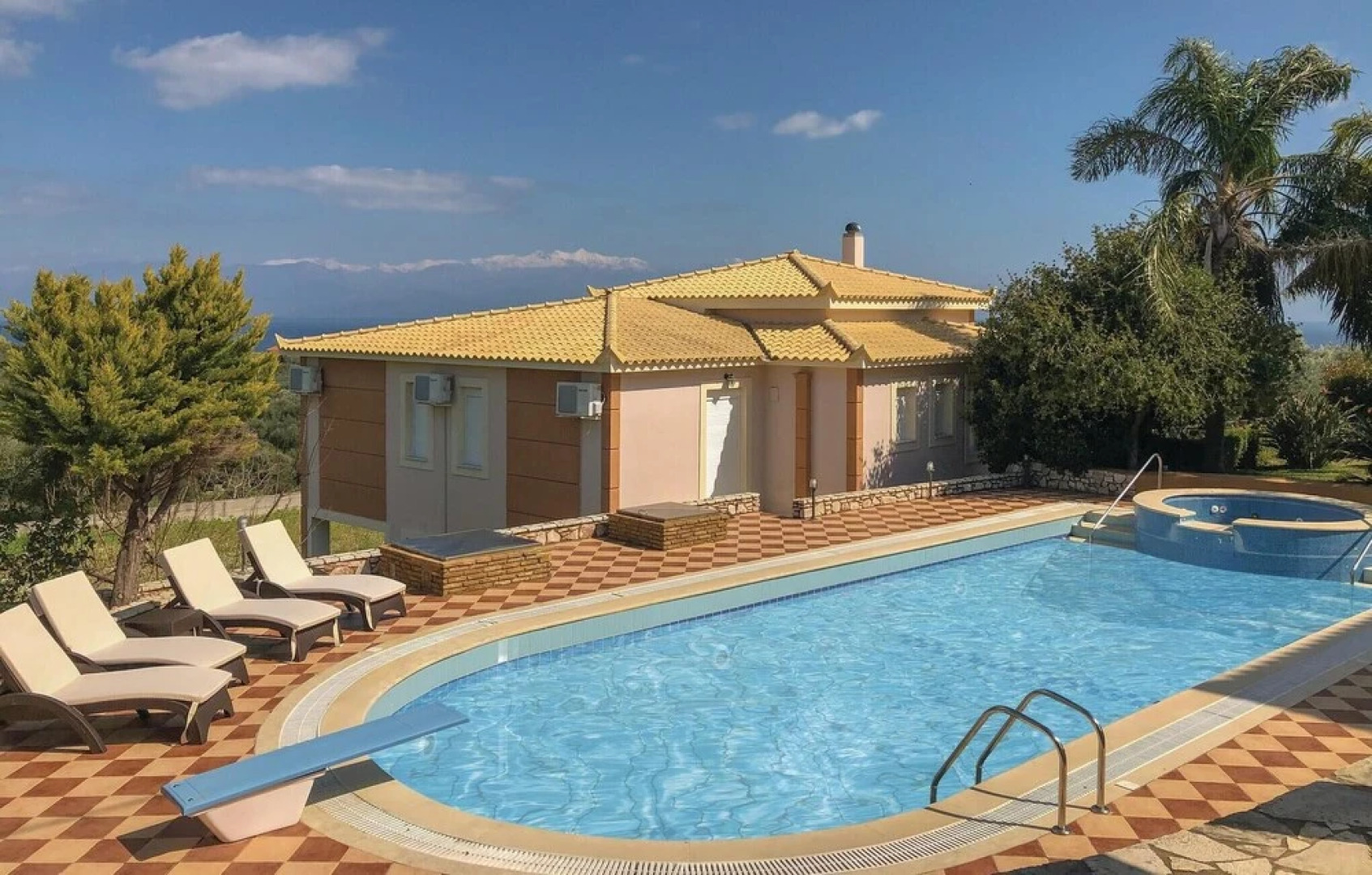 Nice Home in Koroni with Hot Tub, WiFi, Outdoor Swimming Pool