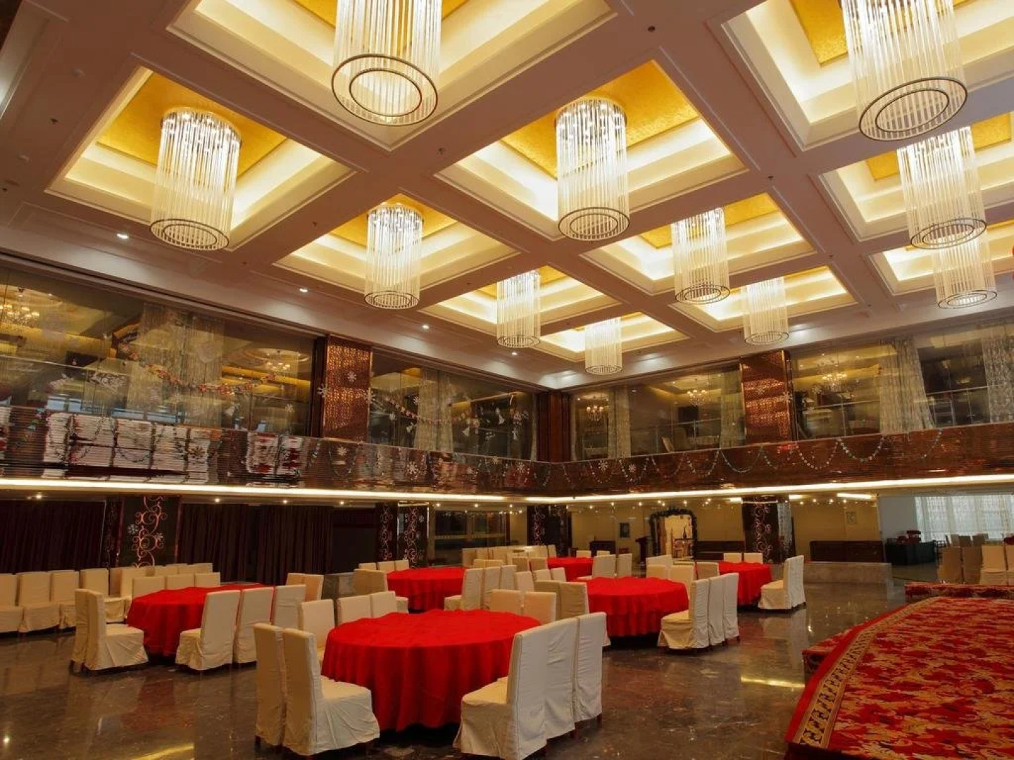 Huzhou Wuxing Crown Hotel