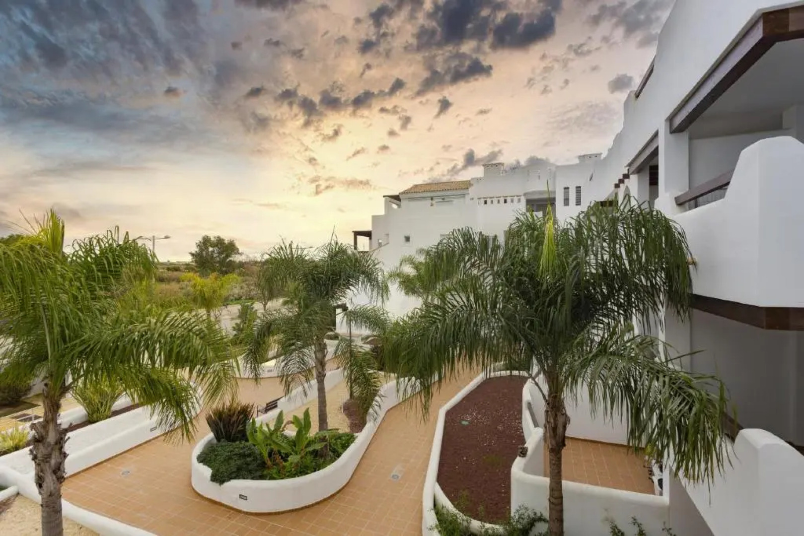 PALMERAS-CANDOR free parking by Cadiz4Rentals