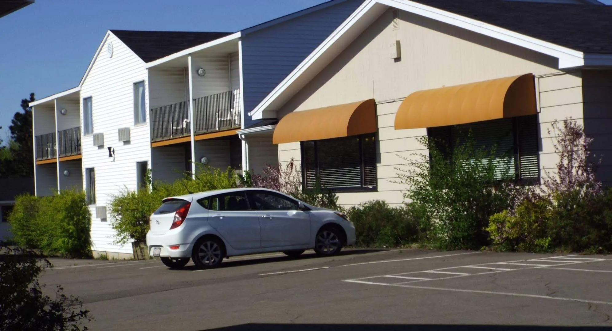 The Shores Inn & Hotel