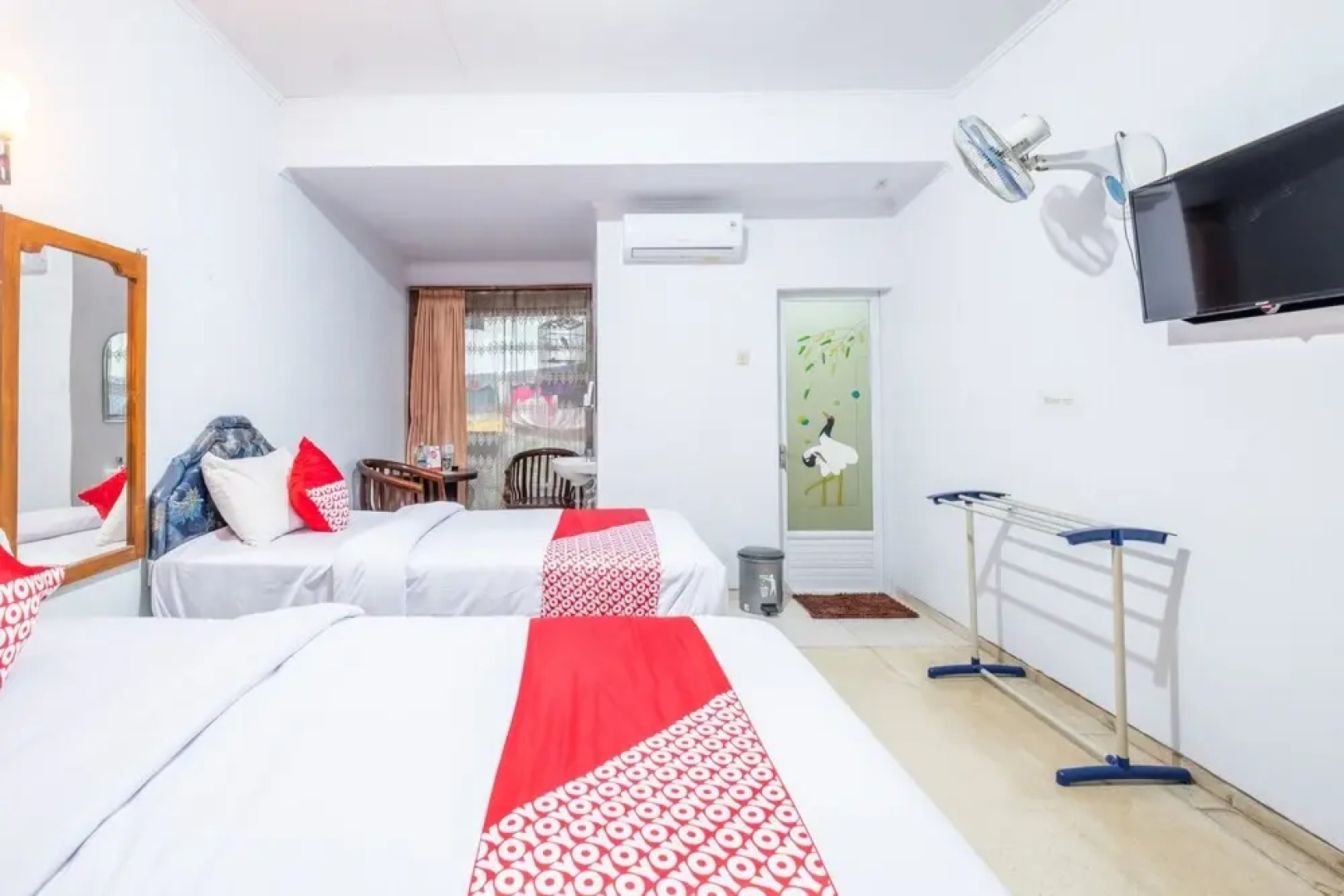 OYO 943 Hotel Azalea Syariah