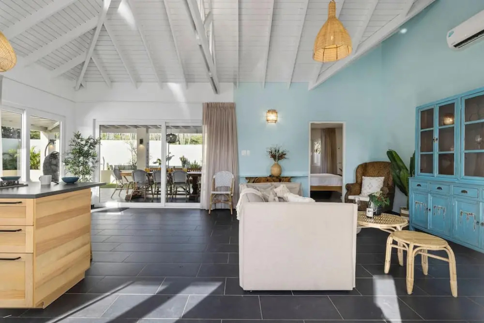 NEW Villa - Beautiful 3BR 2BA With Private Pool