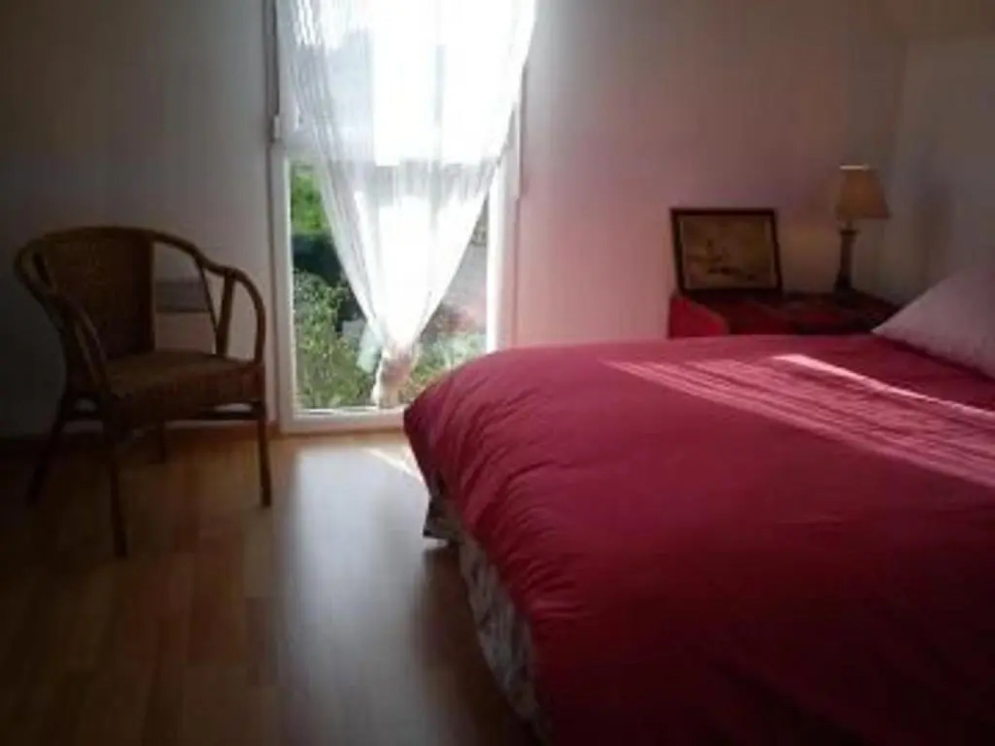 GiTE LA FLèCHE, 2 PIèCES, 3 PERSONNES - FR-1-410-196