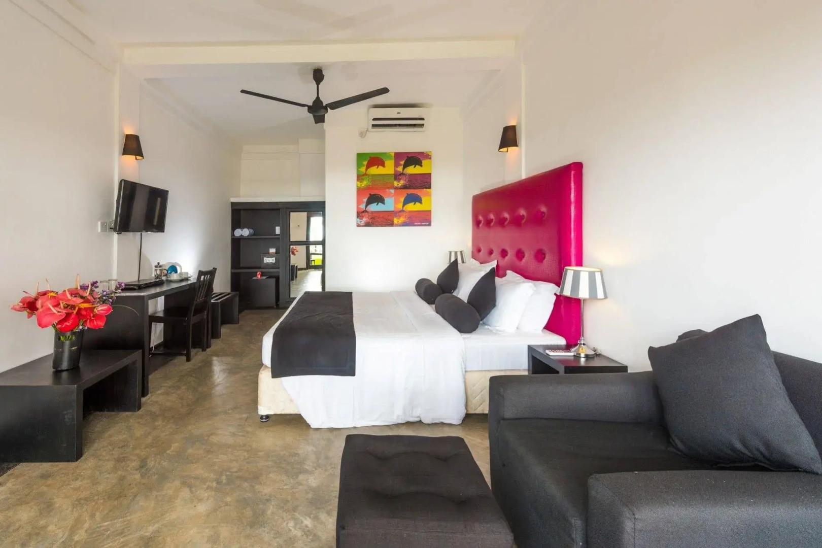 Cantaloupe Aqua Beach Club Hotel