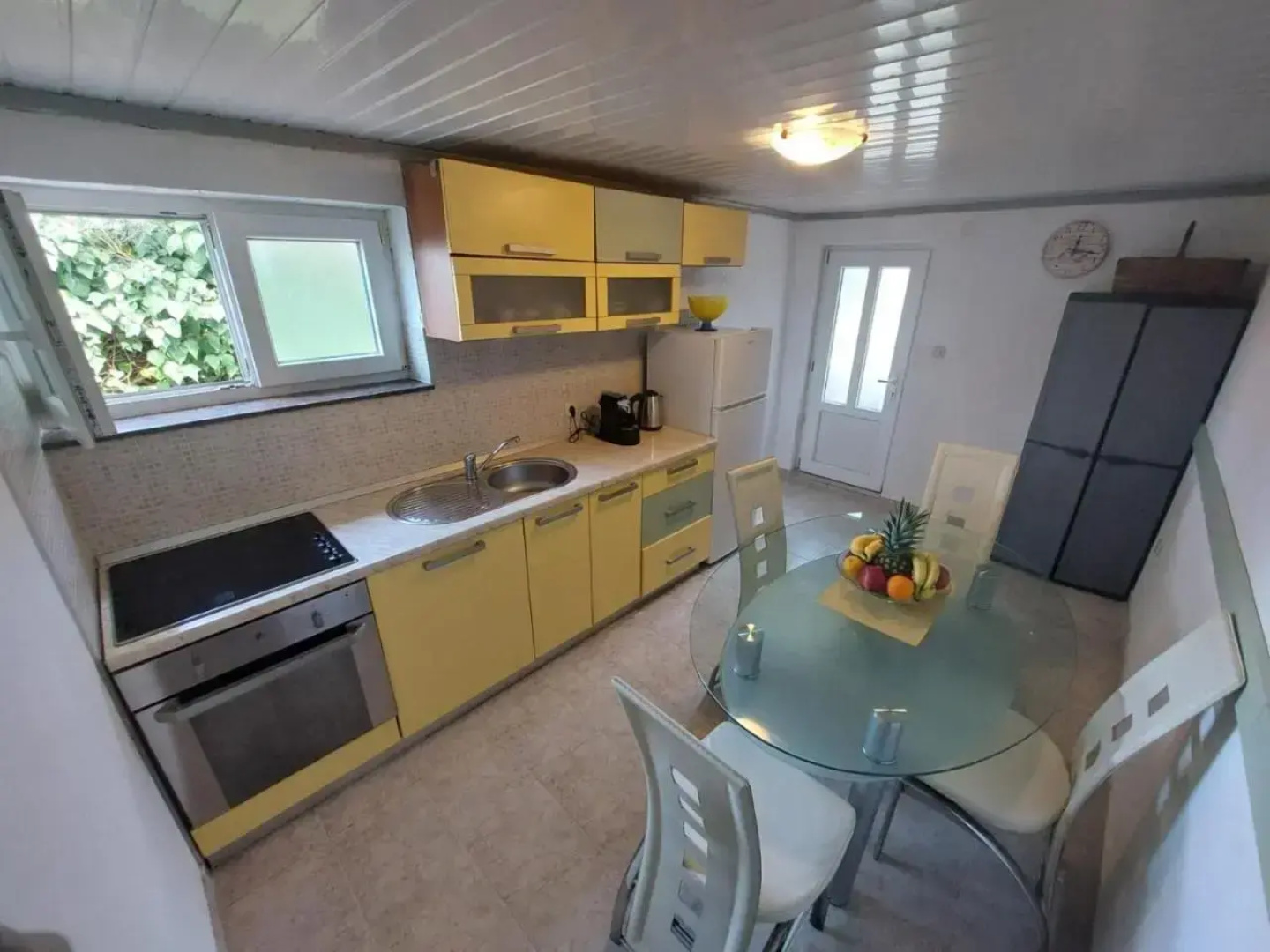 Peaceful & cozy Rest House, 80m from beach