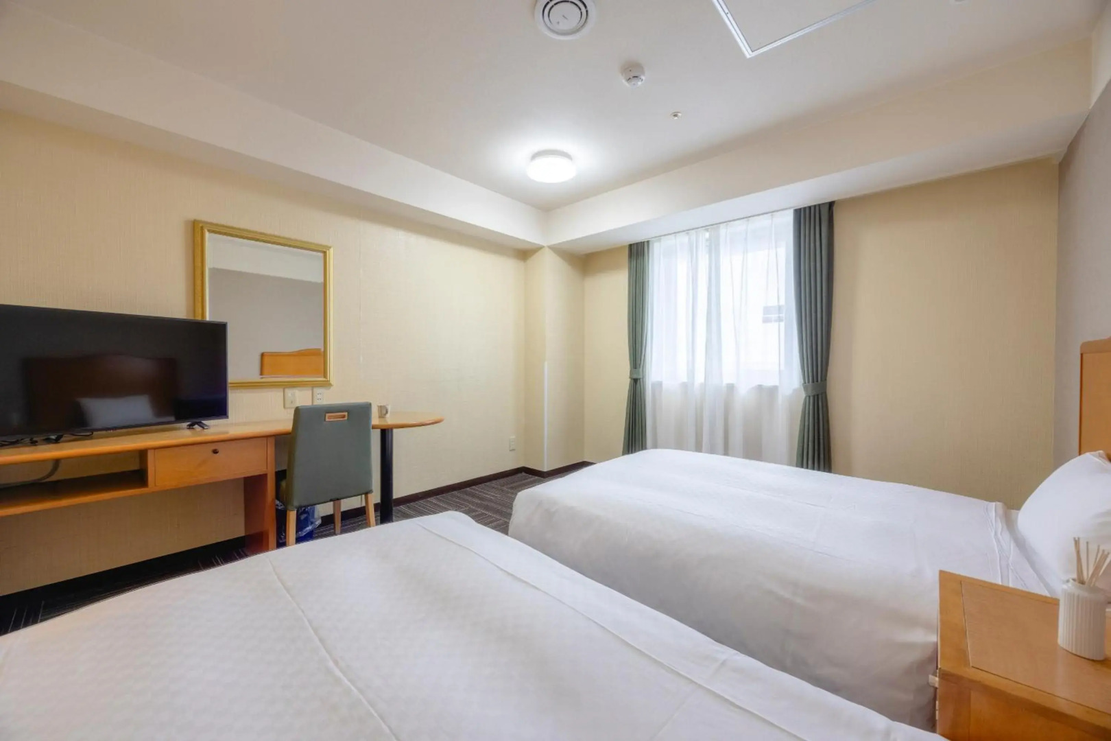 Kanku Izumiotsu Washington Hotel