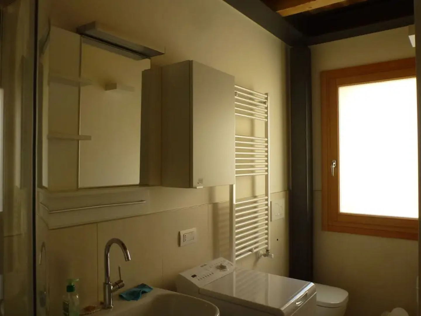 Modern Accommodation, Just Renovated, Private Garden, Wifi, Near Treviso