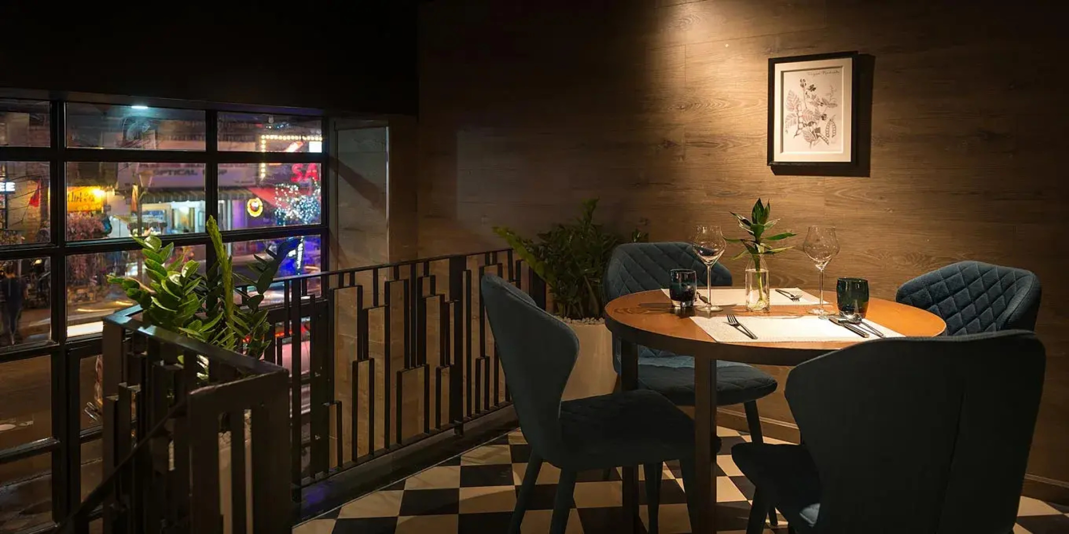 C Central Hotel