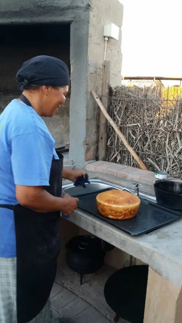 Kalahari Info Centre & Tented Accommodation