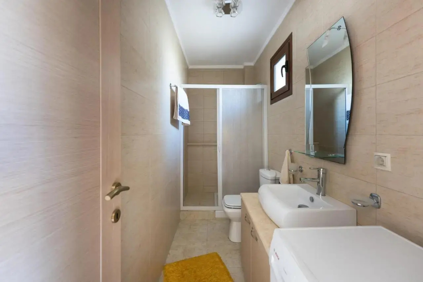 #Luxlikehome - Siviri J&B House