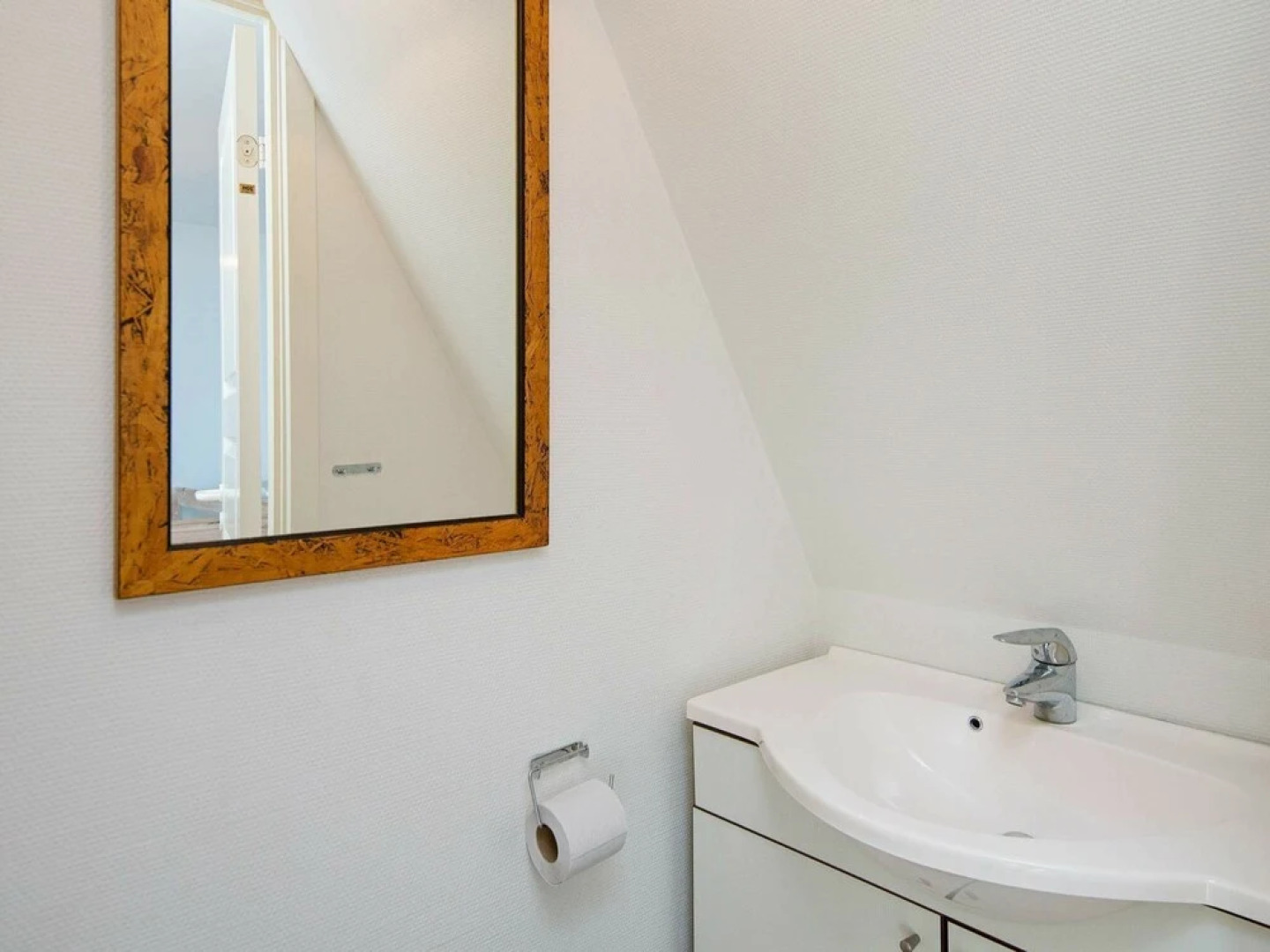 Lovely Holiday Home in Glesborg Near Sea