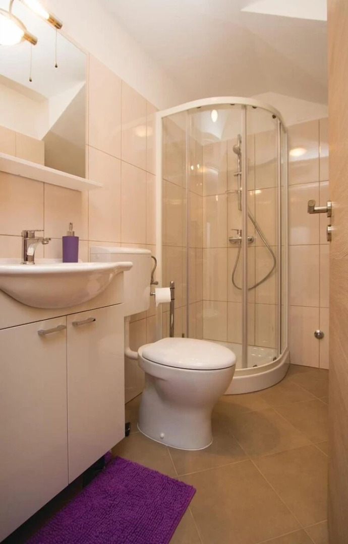 Stunning Home in Filipana With Wifi and 2 Bedrooms