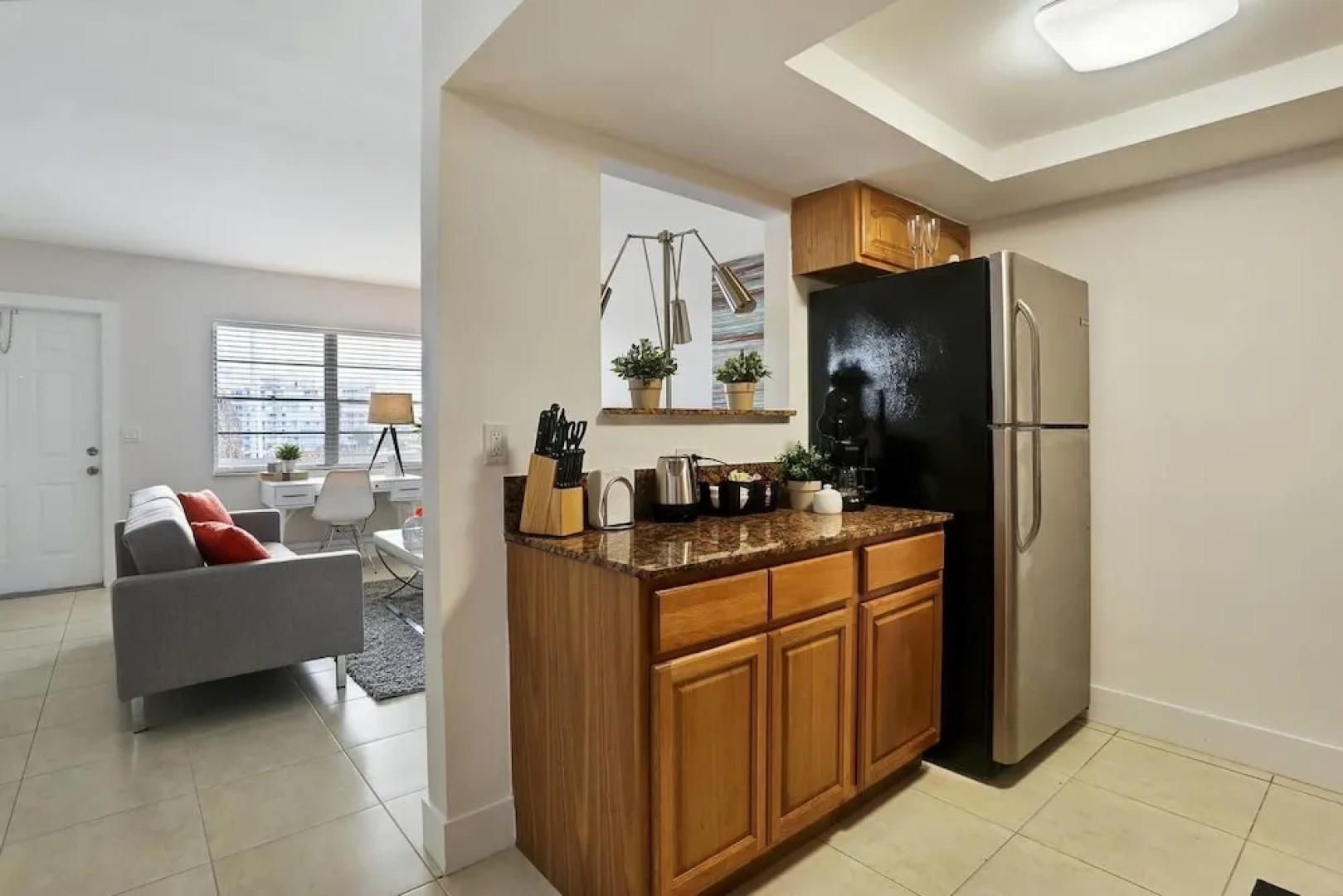 Stylish & Unique 1 BR Designer Waterview APT