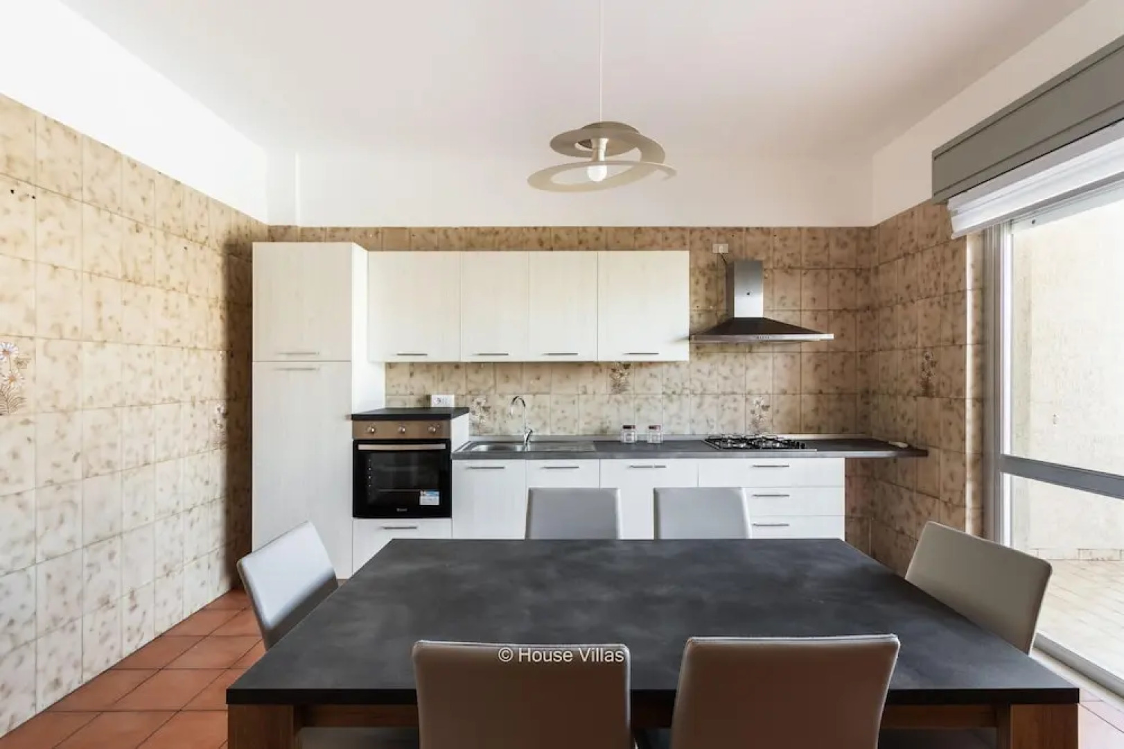 Peony Apartment in Noto