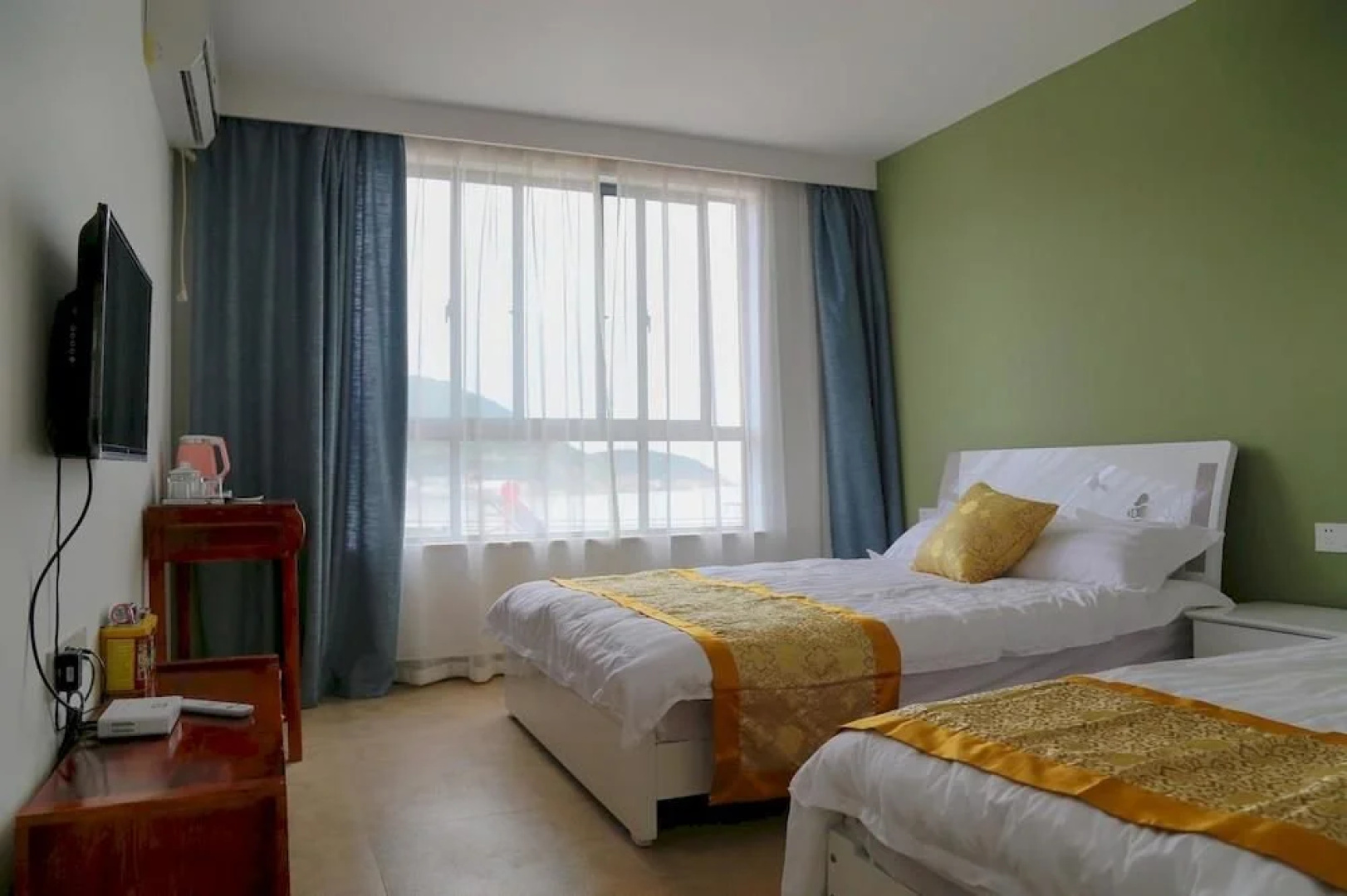 Pengyue Hotel