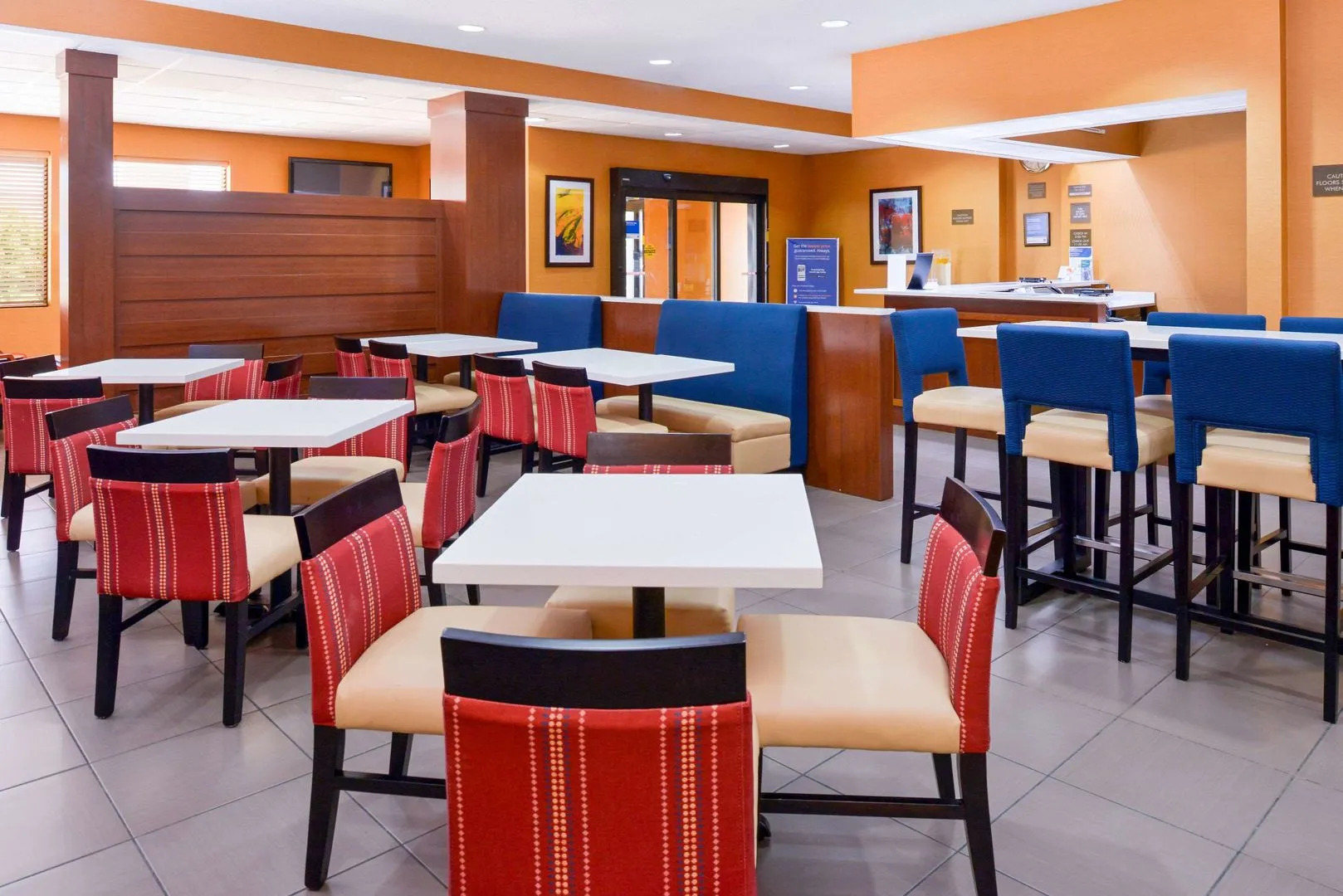 Holiday Inn Express And Suites Joplin Southeast by IHG