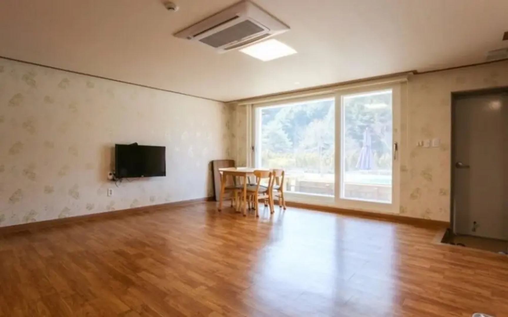 Hongcheon Binari Pension