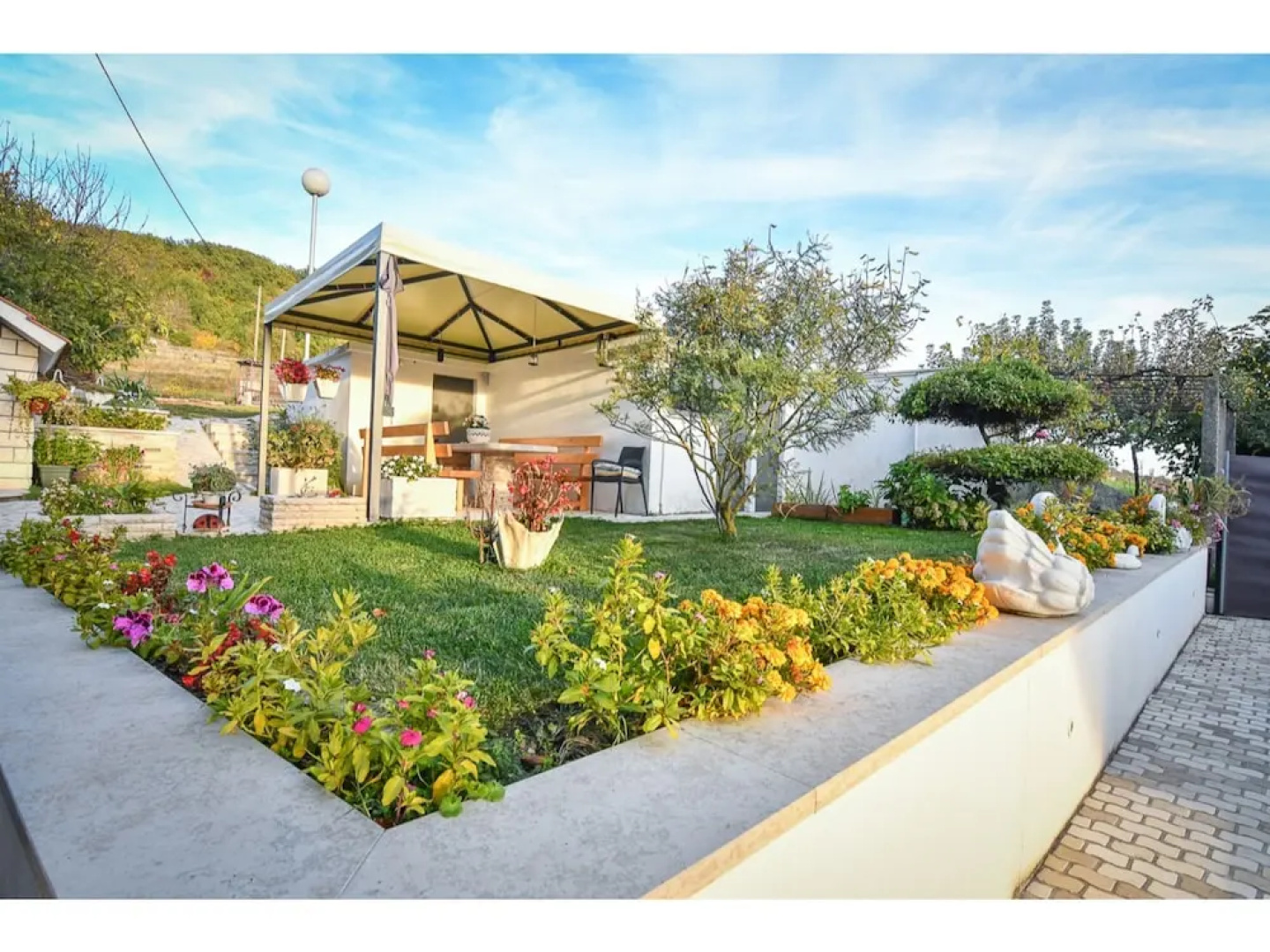 Quaint Holiday Home in Sinj With Private Pool