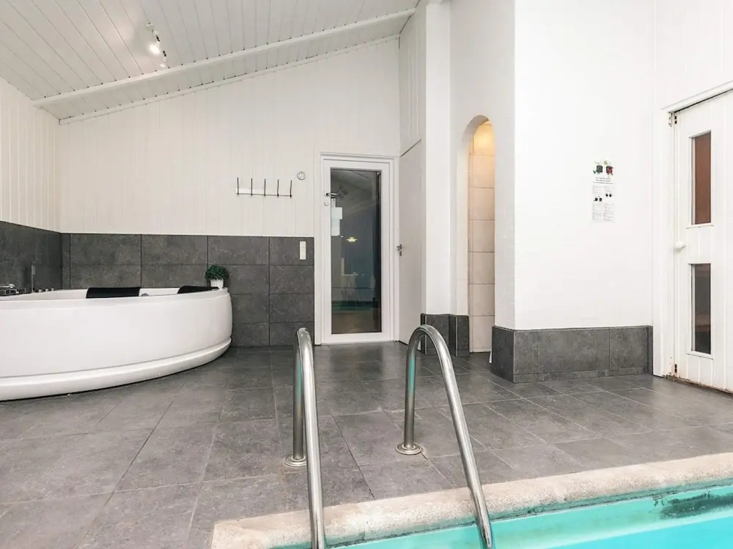 Luxury Retreat With Pool - By Traum Ferienwohnungen