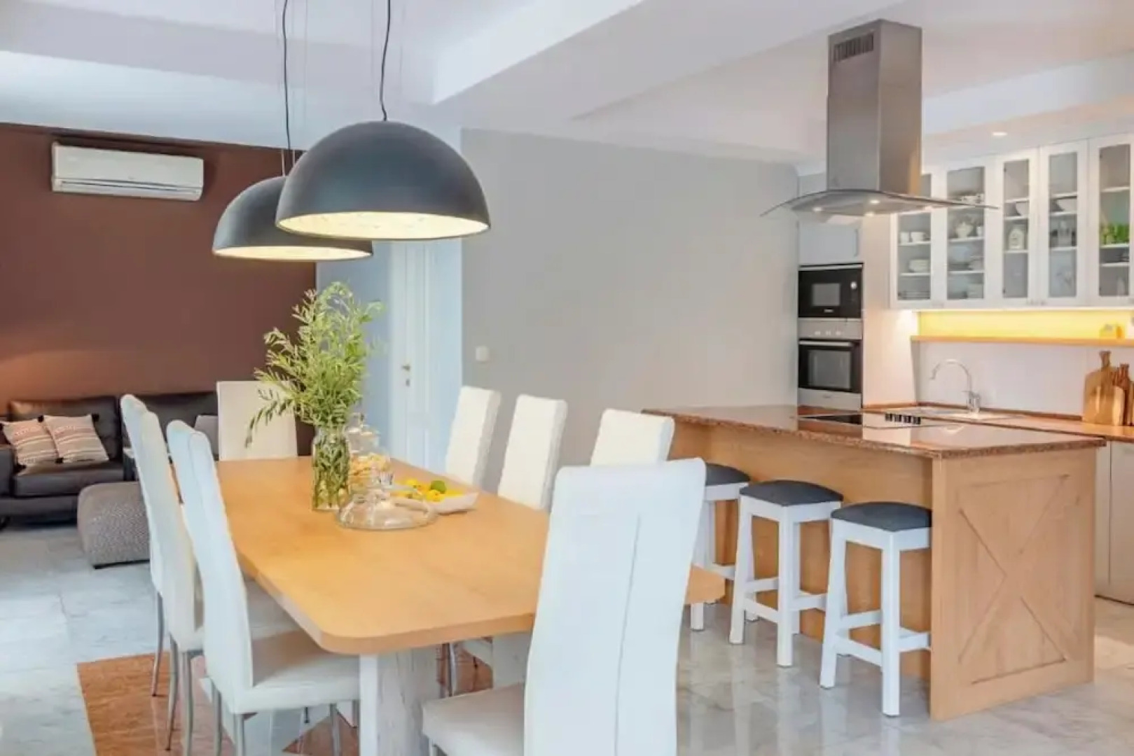 Luxury Pool Villa Feliz