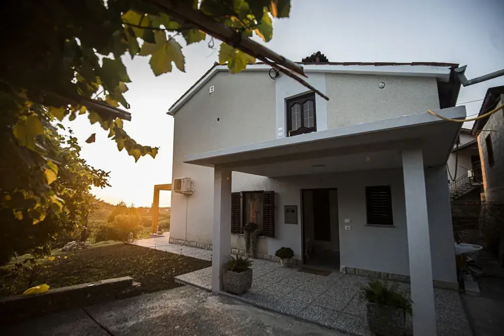 Sea View Apartment Mirjam