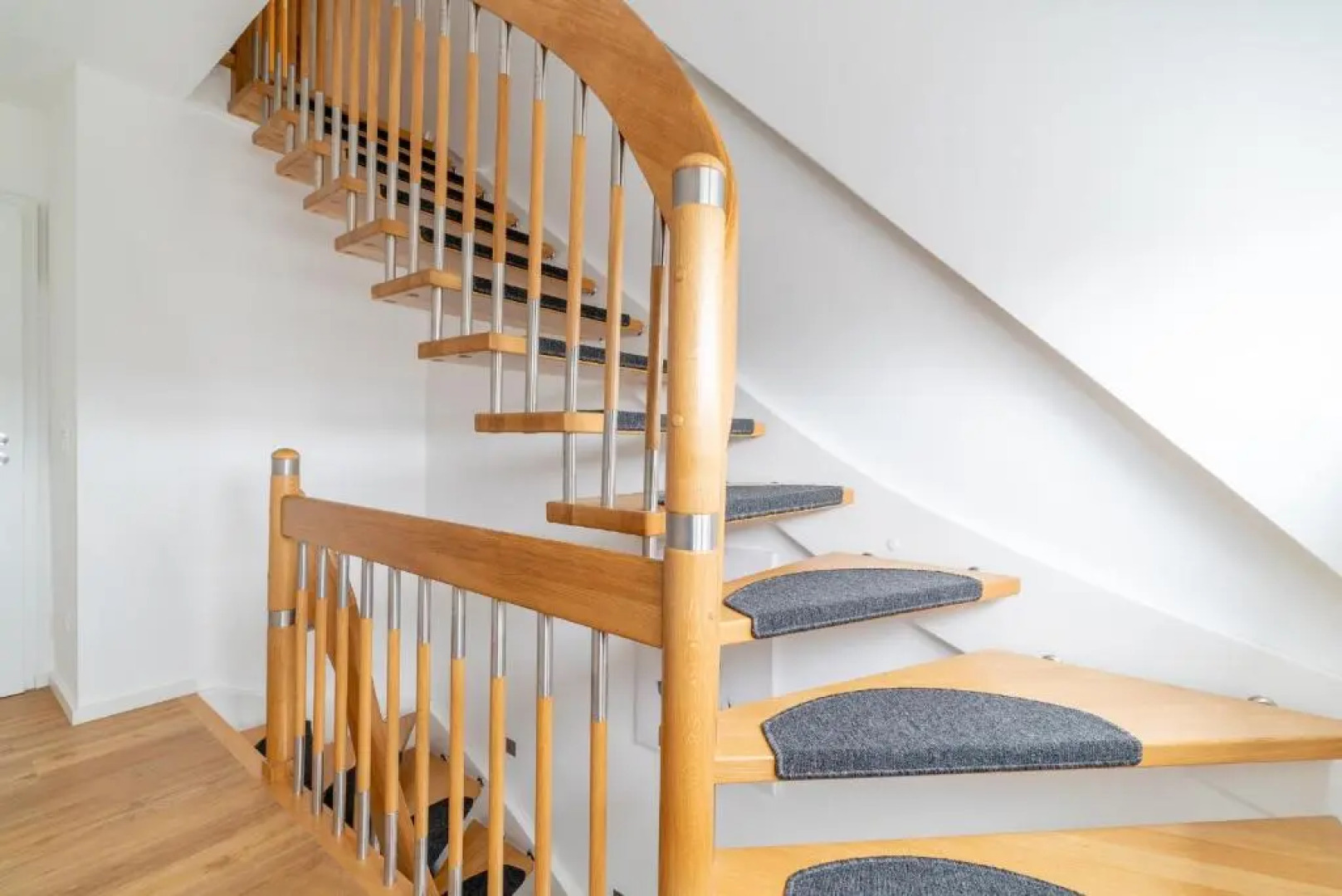 6843 Privatzimmer Mit Eigenem Bad