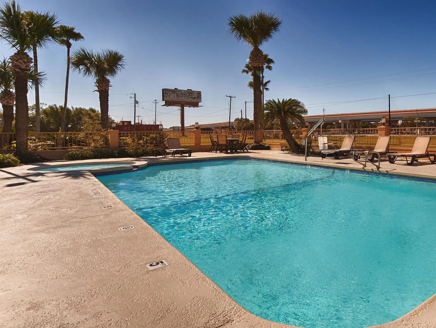 Americas Best Value Inn Kingsville