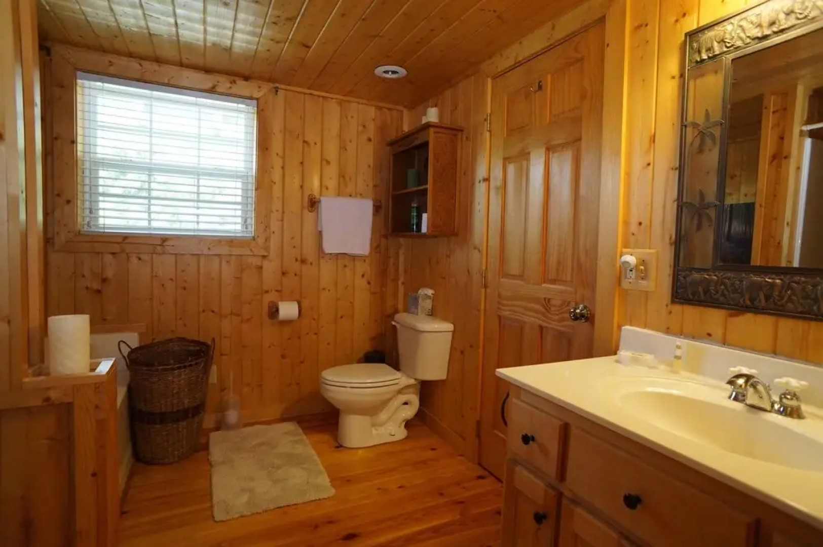 Oasis Cabin at Blairsville 2 Bedrooms 2 Bathrooms Cabin