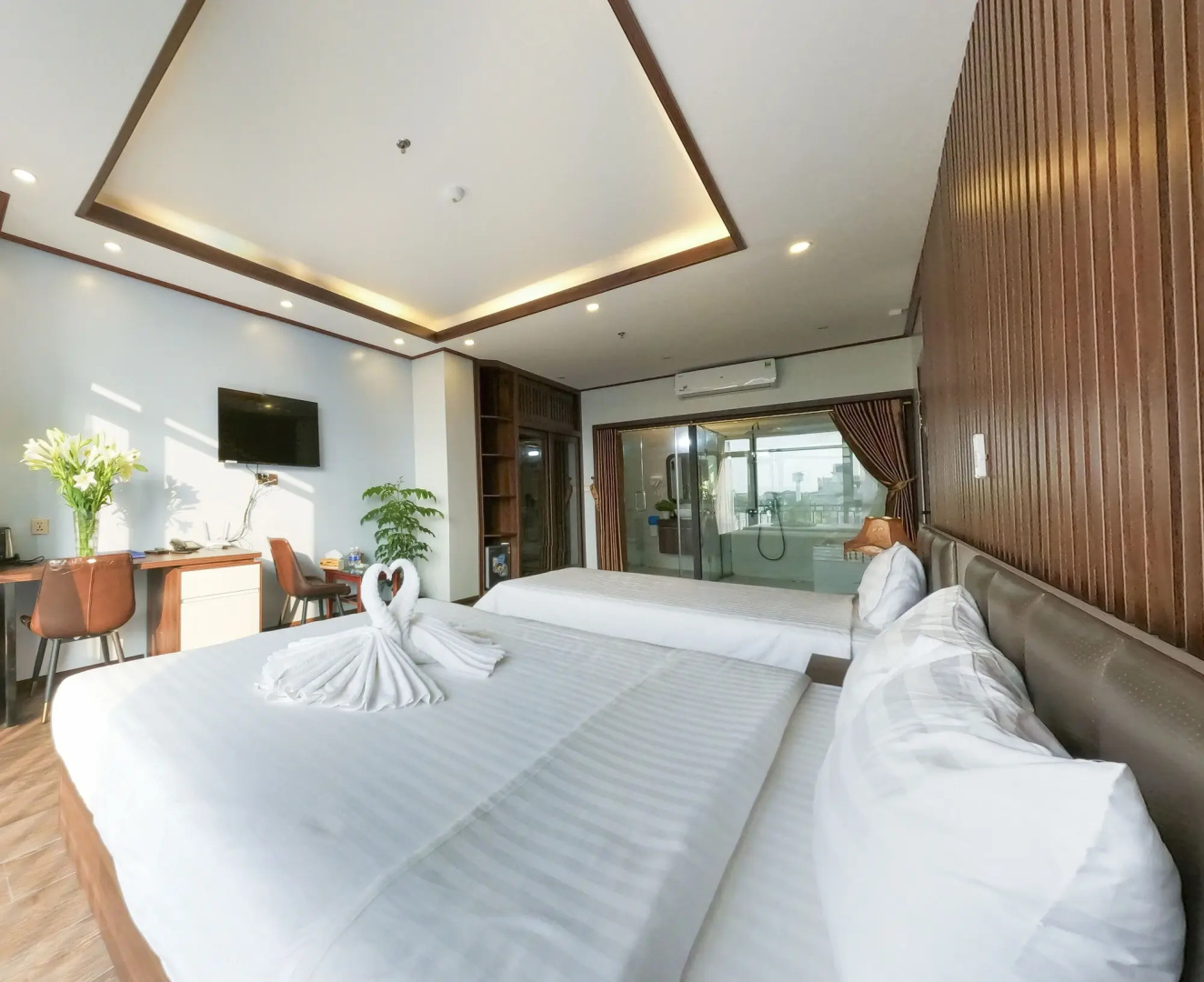 Hello Hotel