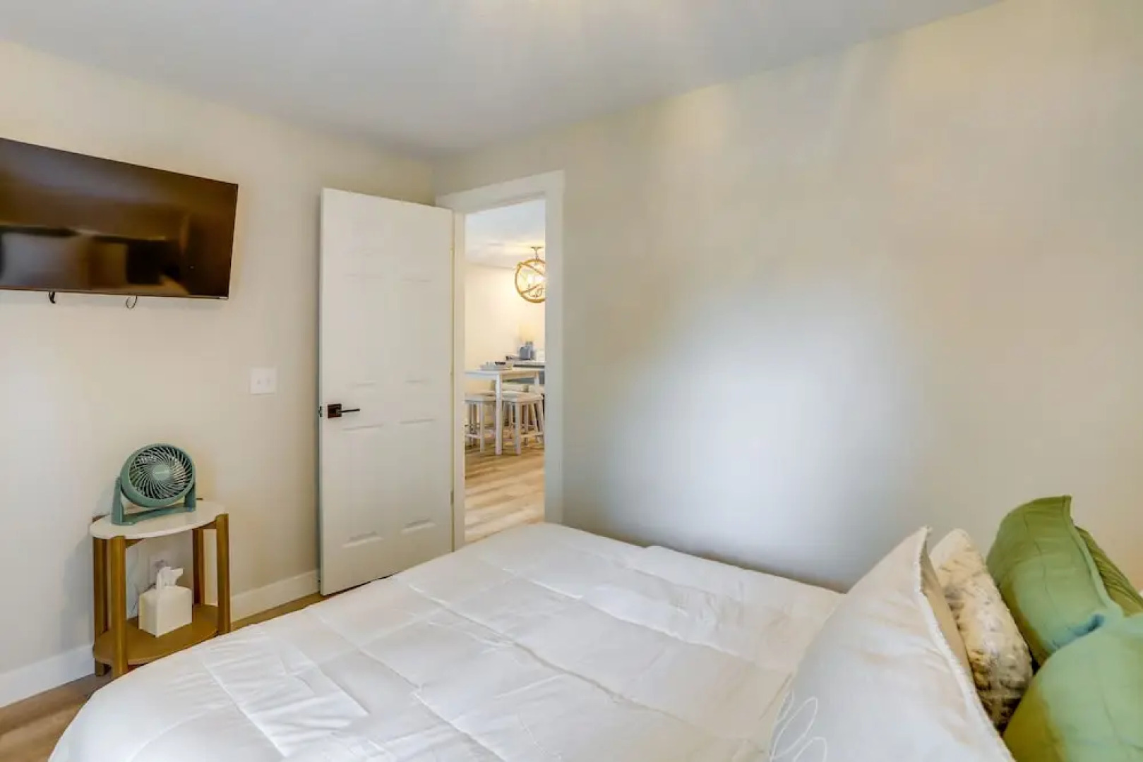 Port Clinton Vacation Rental w/ Boat Dock & Grill!