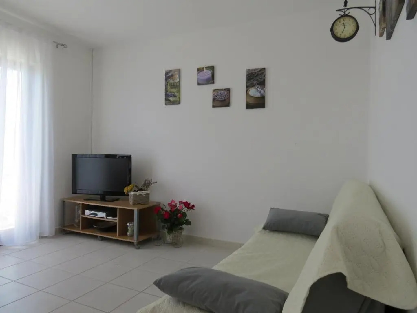 Apartments Lovrić - 30 meters to the beach