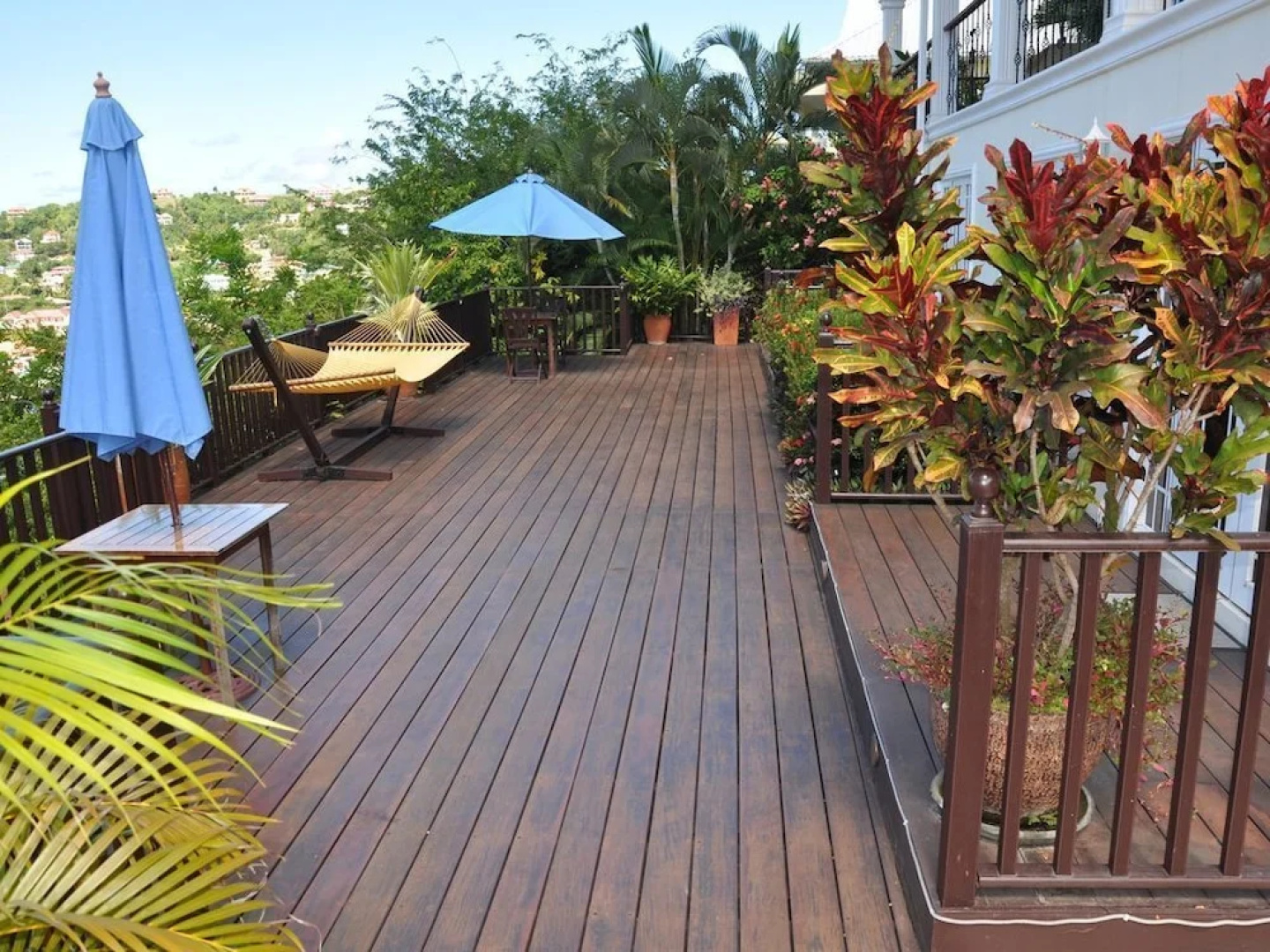 Rodney Bay Suites