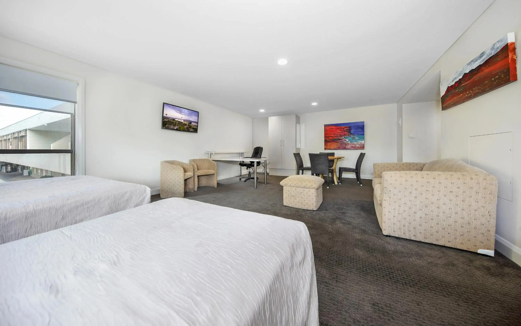 Belconnen Way Hotel Motel and Serviced Apartments