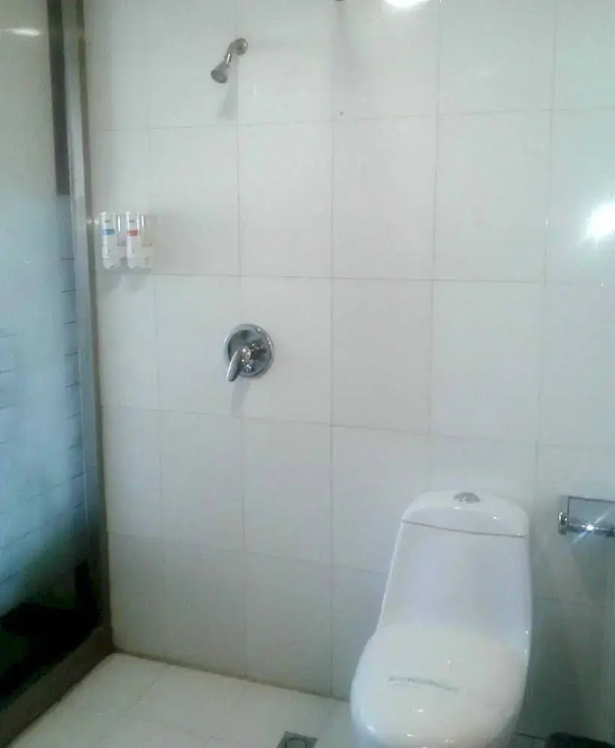 Xinde Business Hotel