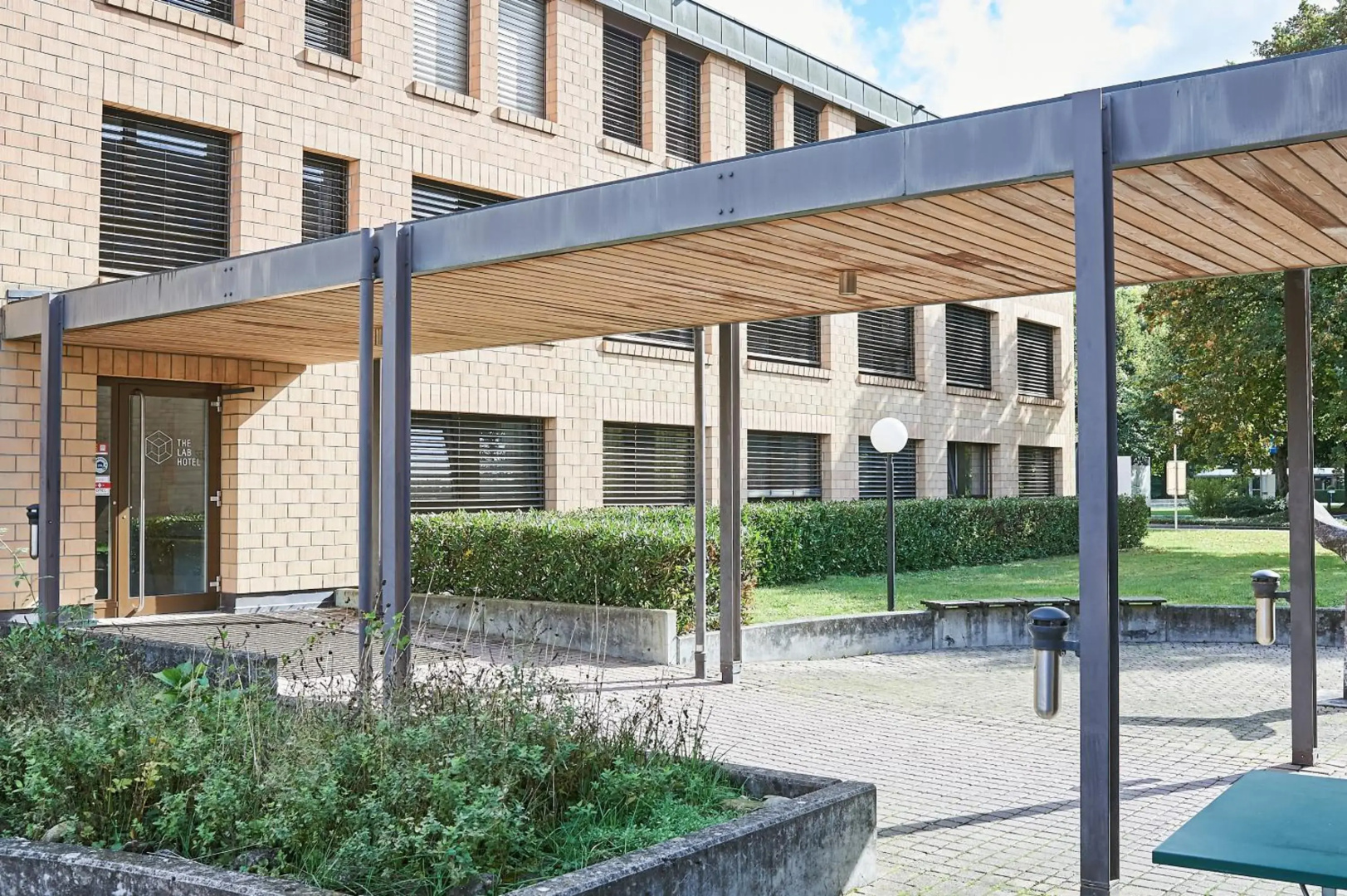 The Lab Hotel & Apartments