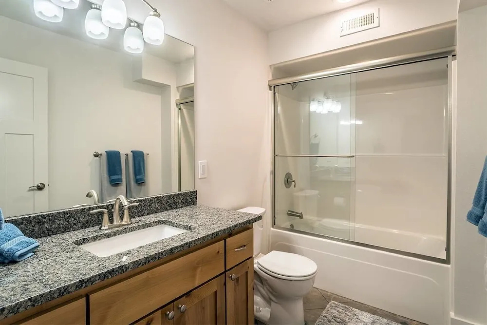 Seagate: Starboard~coos Bay~premiere Property