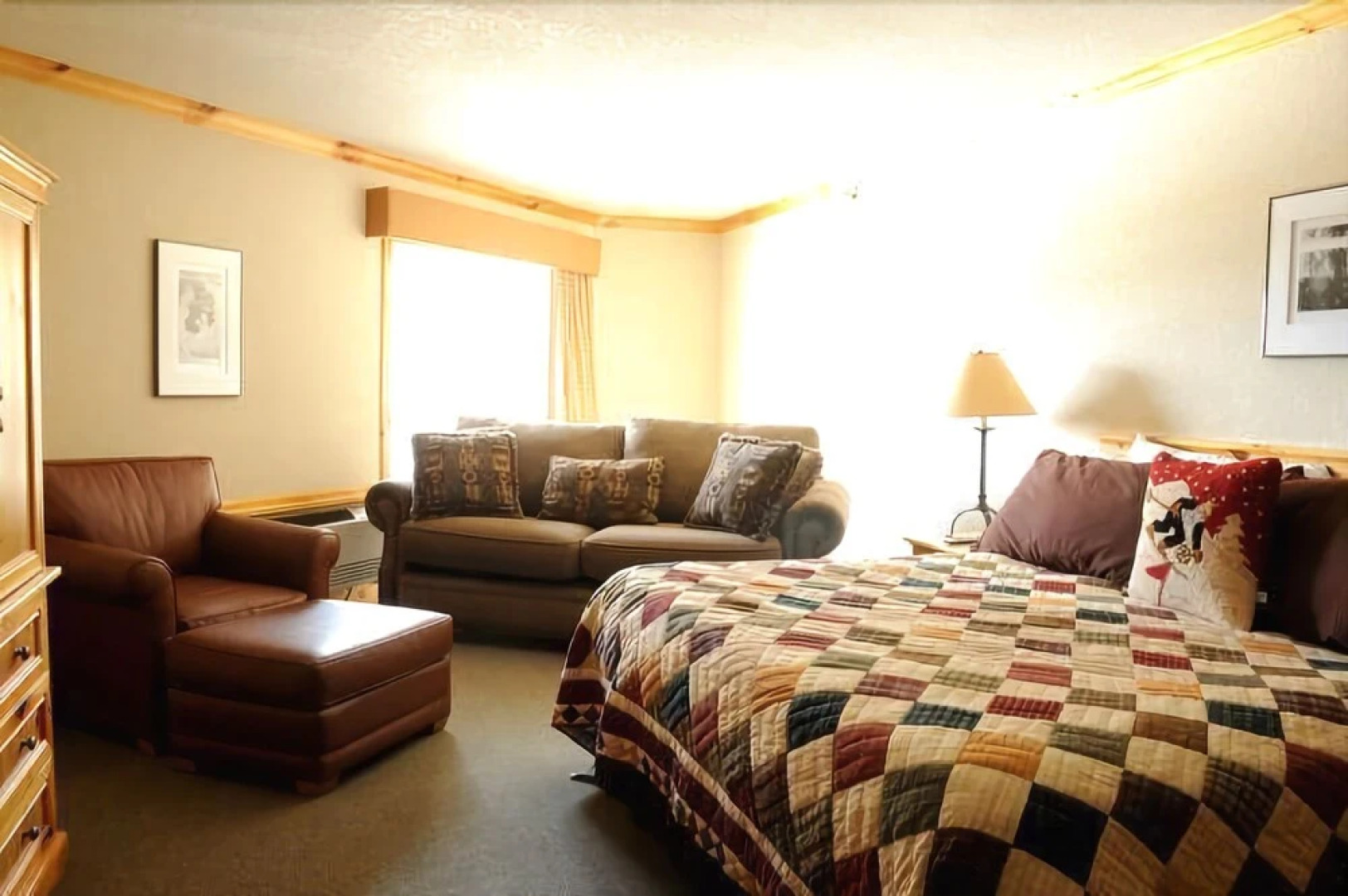 Schweitzer Mountain Resort Selkirk Lodge