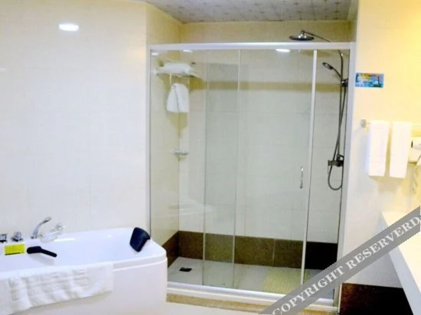 Yangguang Holiday Hotel (Currently unavailable)