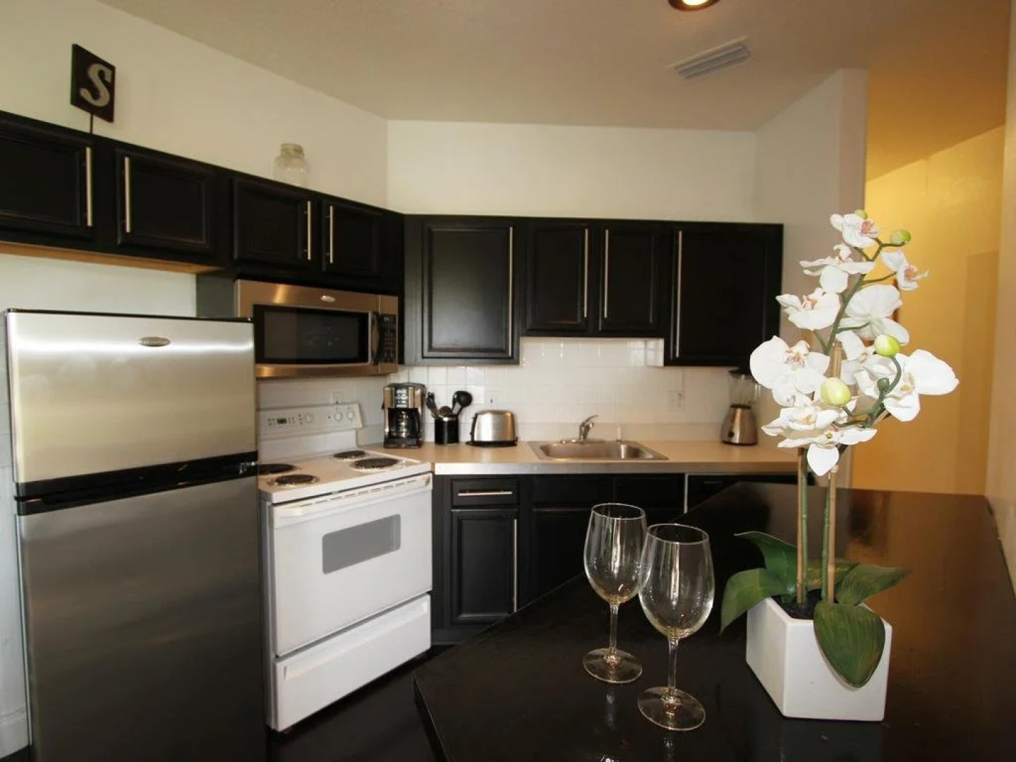 PGA Village 7 Room Golf Resort Villa by American Vacation Living