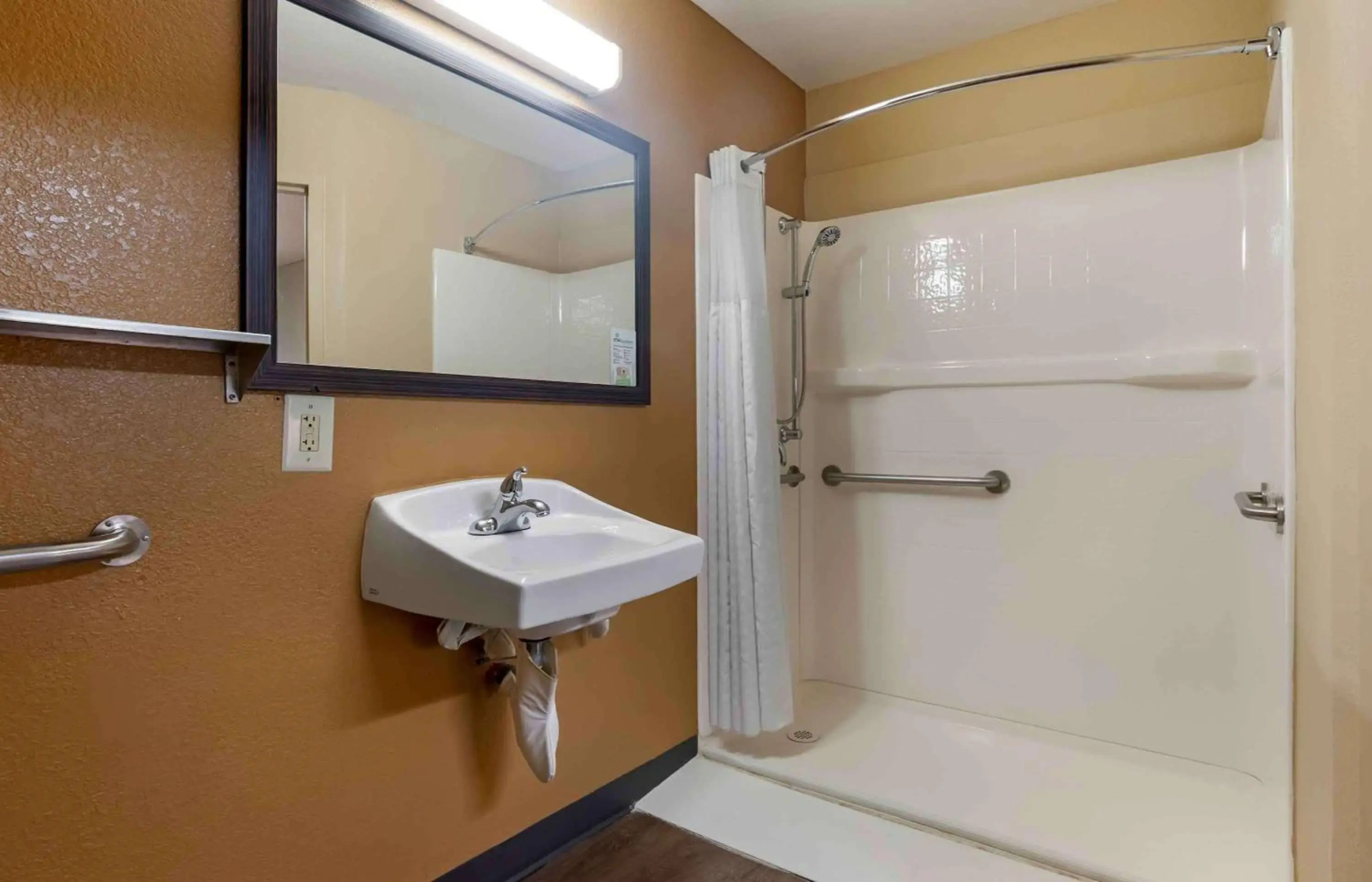 Extended Stay America Suites Palm Springs Airport