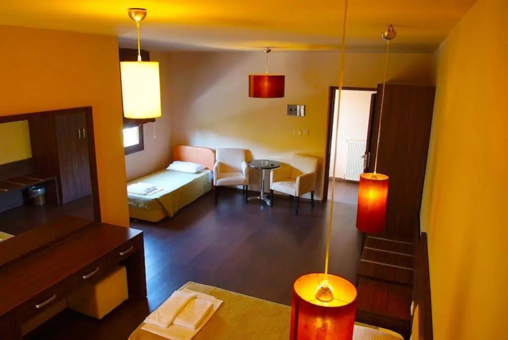 Plotini Hotel