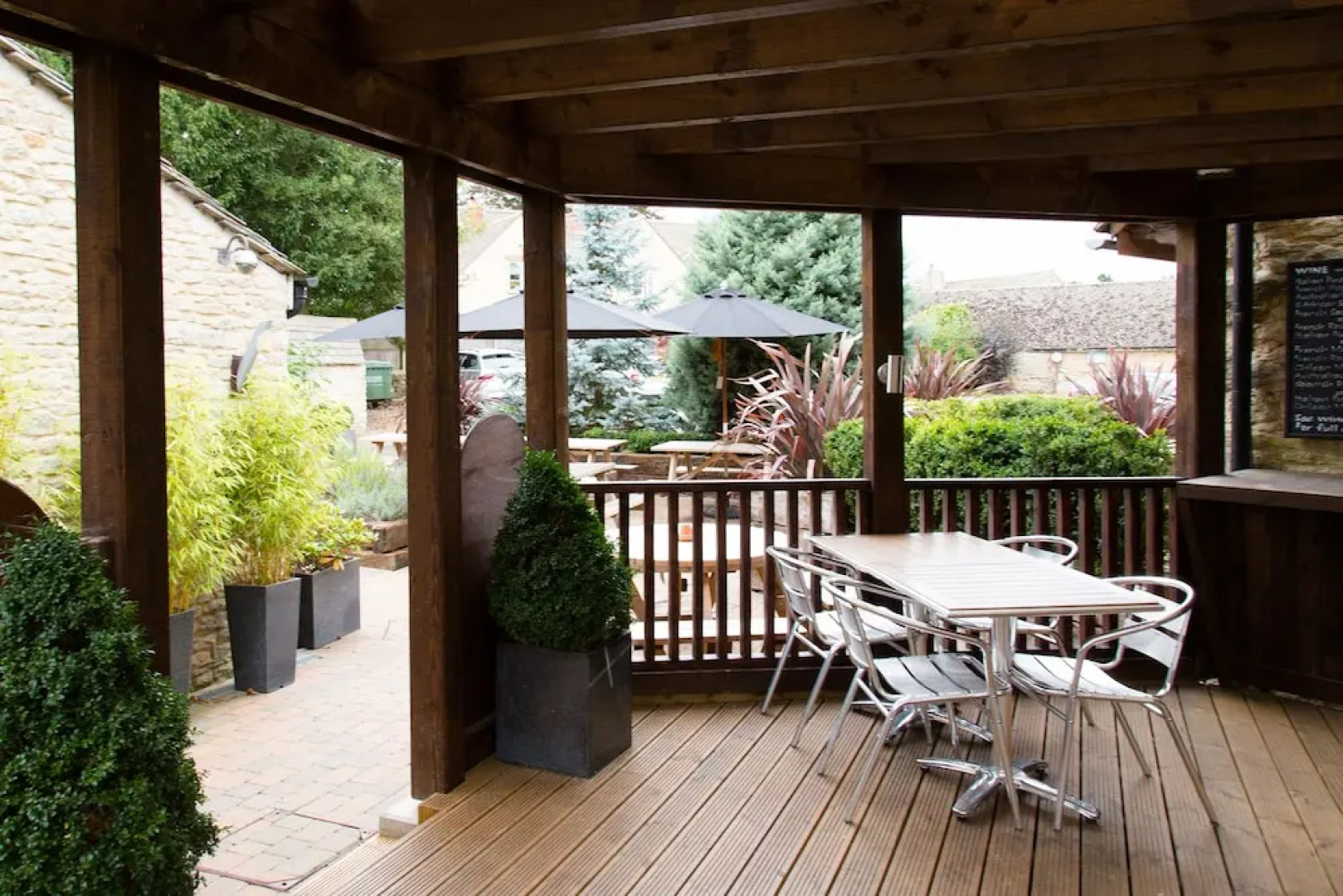 The Dashwood Hotel & Restaurant