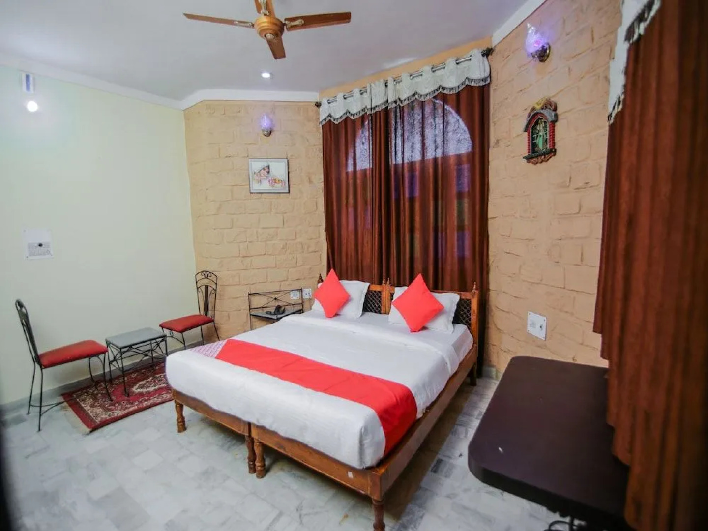 OYO 16799 Shikargarh Palace Resorts