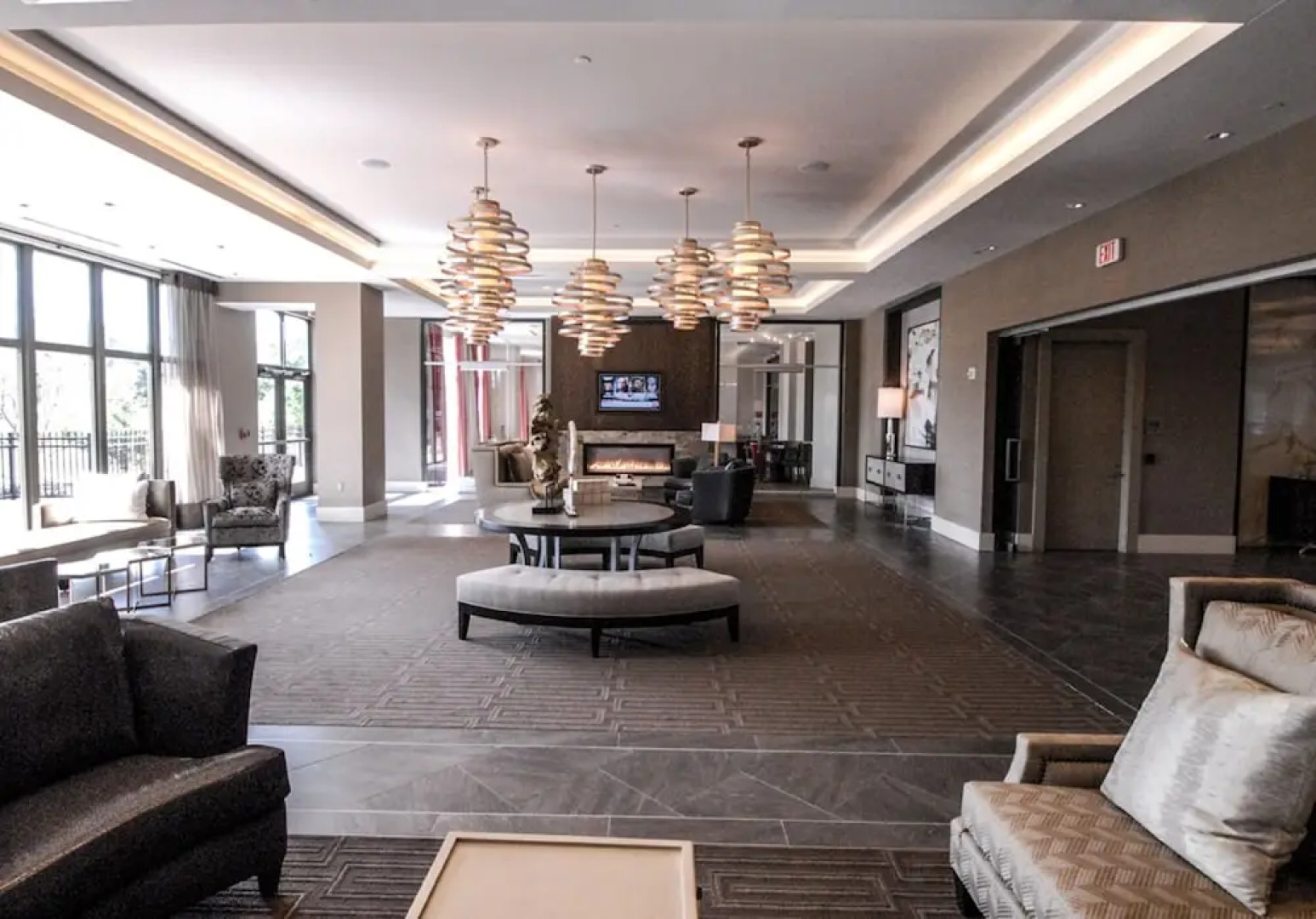 Global Luxury Suites at Town Center South